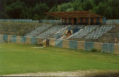 Stary stadion Arki