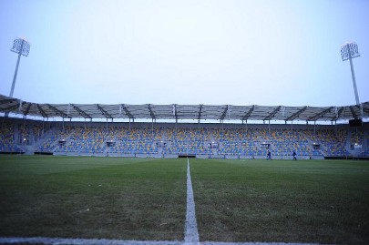 Trybuny stadionu GOSiR w Gdyni